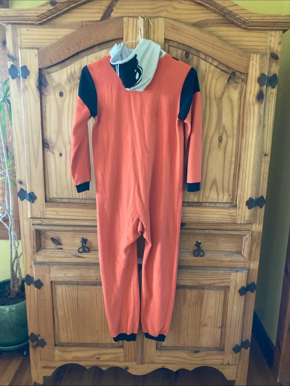 Boys Cat & Jack orange astronaut one piece hooded pajamas size L (12/14)